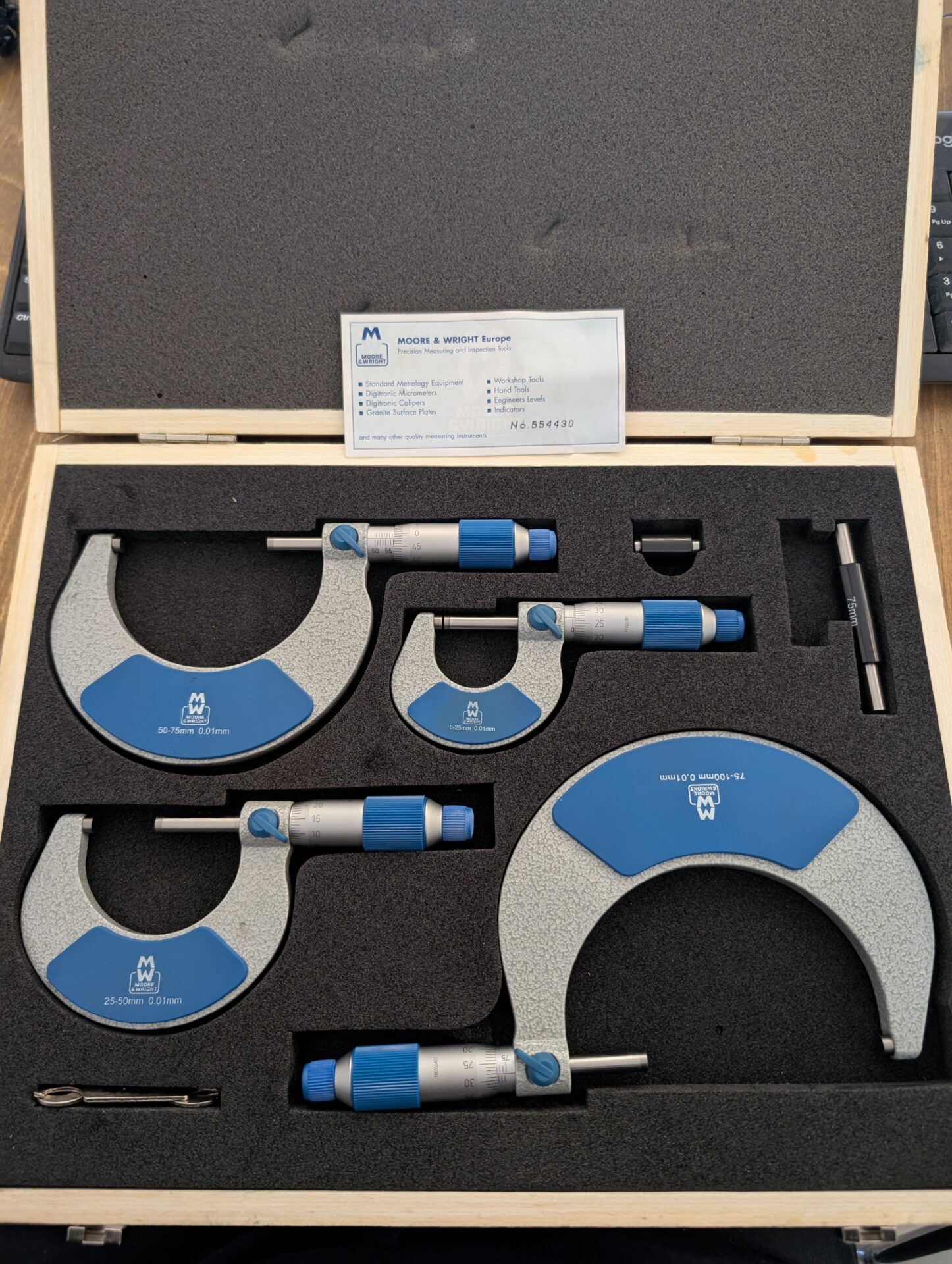 Moore & Wright MEB-MW215-02BL 0-100mm External Micrometer Set