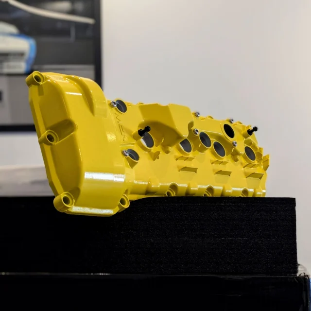 Another day, another jaw-dropping @nrw_design_ Aluminium Valve Cover Set.

Switch out your crusty OEM covers for a piece that won't oxidise or corrode like the original Magnesium part, is available in almost any colour you would like and is CHEAPER than BMW valve covers. 

Available with quick turnaround at Hack Engineering. 

#bmw #e90 #e92 #e93 #s65 #m3 #valvecovers #rockercovers #aluminium #cast #nrwdesign #nrwdesignuk #upgrades #oem #custom #engine #enginebay #oemplus #madeinusa #bmwparts #bmwpartsspecialist #bmwspecialist #sussex #hackengineering